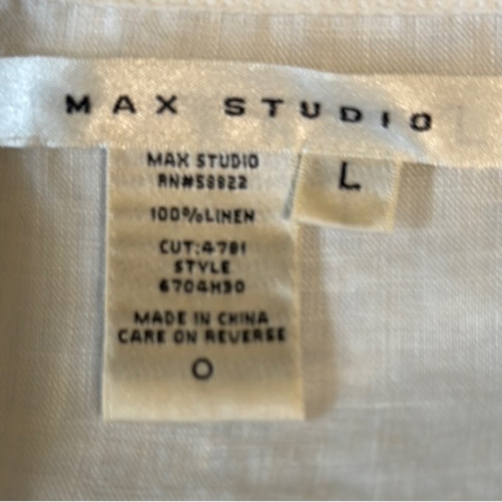 MAX STUDIO White Sleeveless Blouse - Picture 2 of 5